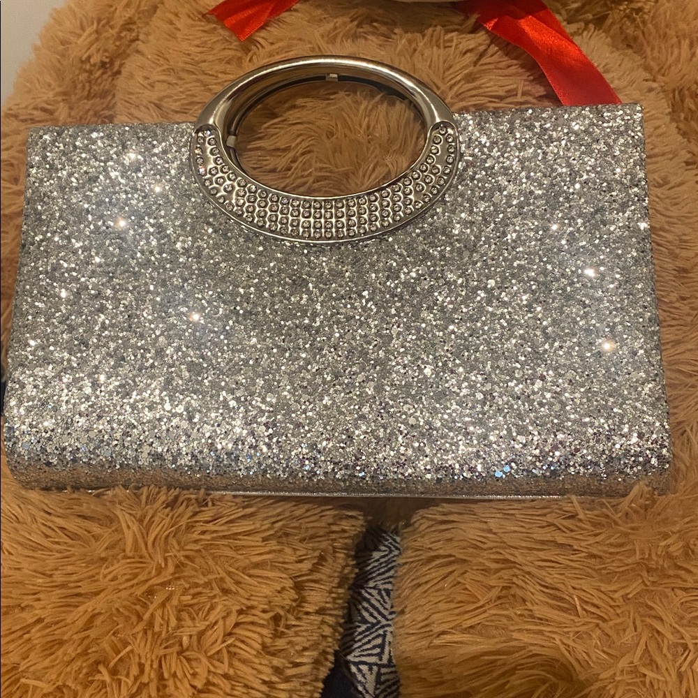 New Without Tag Evening Silver Clutch